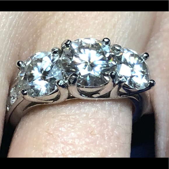 3.5tcw 3 Stone D, VVS1 Moissanite Ring - Picture 10 of 16